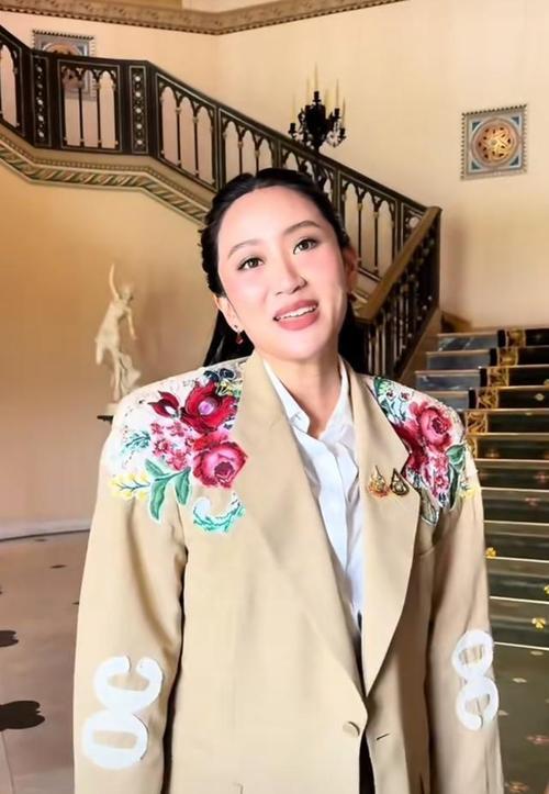 佩通坦的窘境才知他信家族最大的底气是她pg电子试玩平台离婚不离家！看到如今(图10)